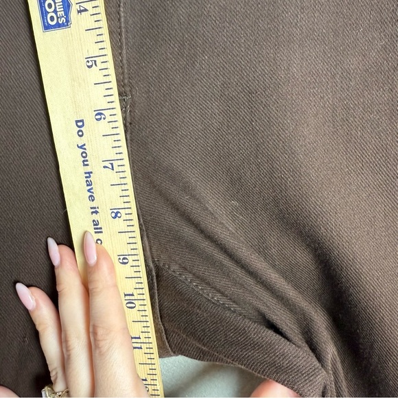 J. McLaughlin Women’s Brown Straight Leg Button Pull On Ankle Pants Size 10 - Picture 4 of 10